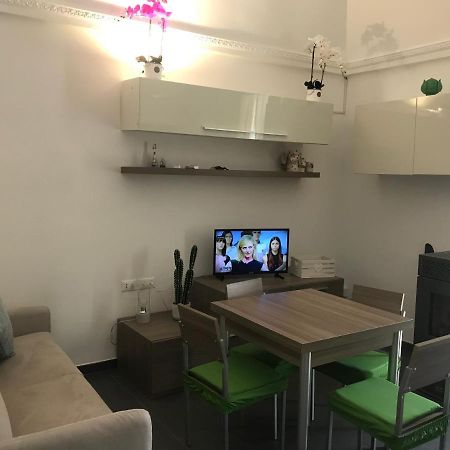 شقة أوستوني  في Casa Vittoria Guest Terrace المظهر الخارجي الصورة